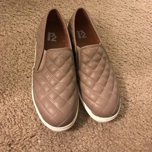 Size 8 1/2 slip on shoes